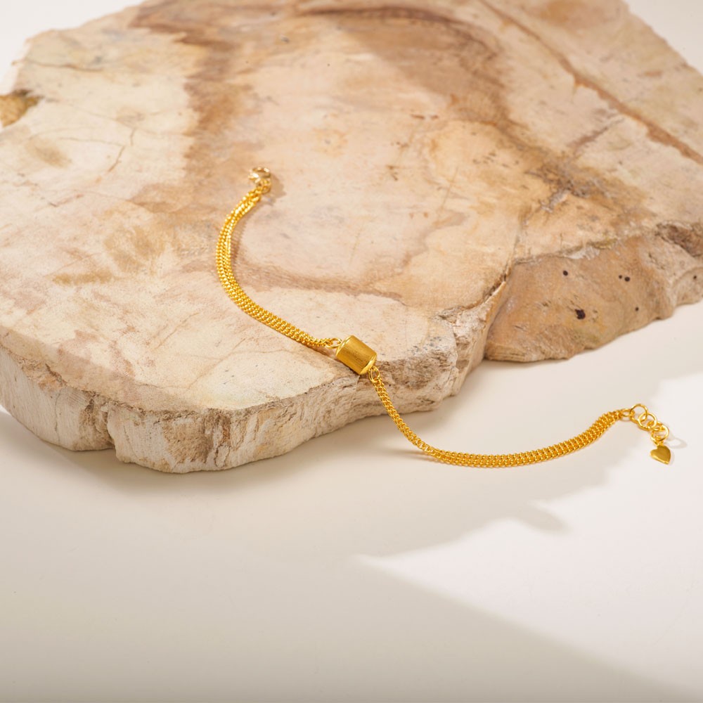 볼륨 스퀘어 포인트 팔찌 요약정보 및 구매