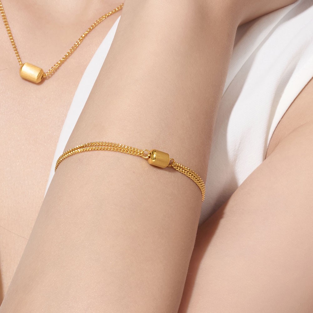 볼륨 스퀘어 포인트 팔찌 요약정보 및 구매