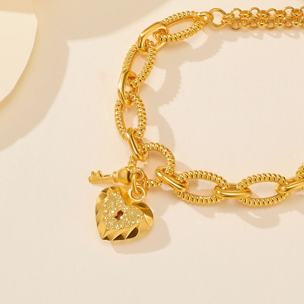 볼륨 하트 자물쇠 꼬임 체인 팔찌 요약정보 및 구매